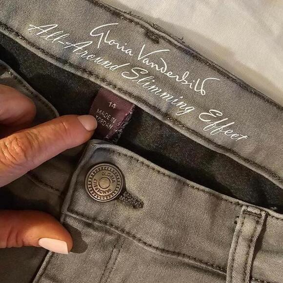 Gloria Vanderbilt Women's All-Around Slimming Effect Jeans - Size 14 - Gray - Picture 3 of 9
